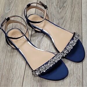 Jewel Badgley Mischka Blue Satin Size 7.5 Ohara Embellished Evening Flat Sandals